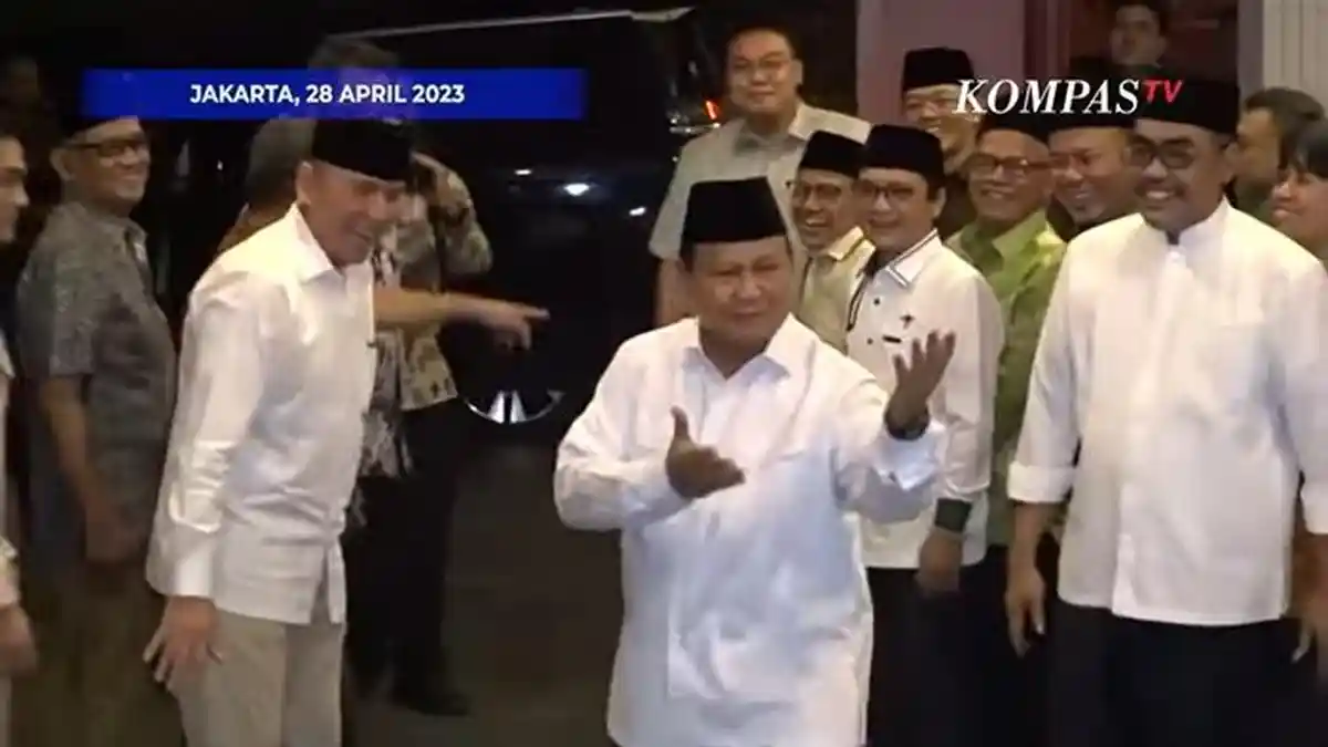 Prabowo Mendadak Kocak, Ketum Gerindra Tiba-tiba Silat di Depan Cak Imin, Sinyal Cawapres?
