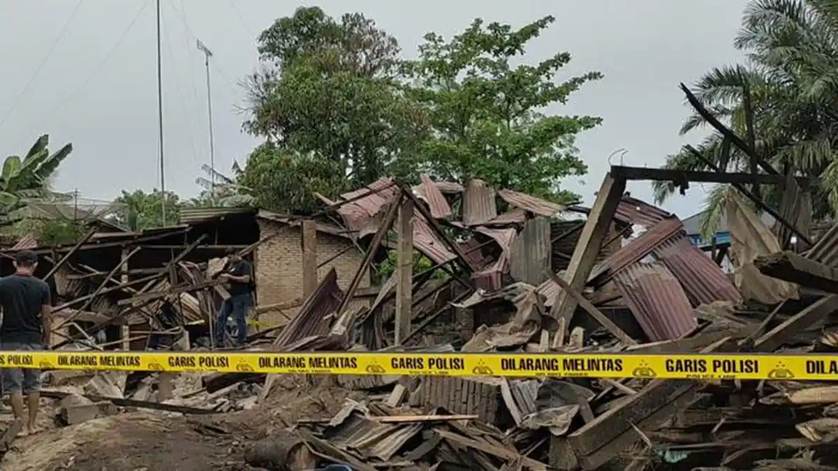 Pabrik Tahu di Asahan Meledak hingga Tersisa Puing-puing