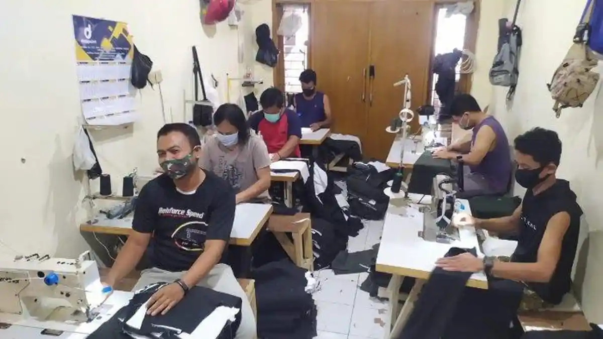 Ada Pandemi Covid-19, Perusahaan Besar Sibuk PHK Karyawan, Pengusaha Kecil Ini Malah Nambah Karyawan