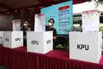 Gaji-bagi-petugas-KPPS-Pemilu-2024-Naik-sekitar-Rp-500000-Total-Rp-1100000-Rp-1200000.jpg