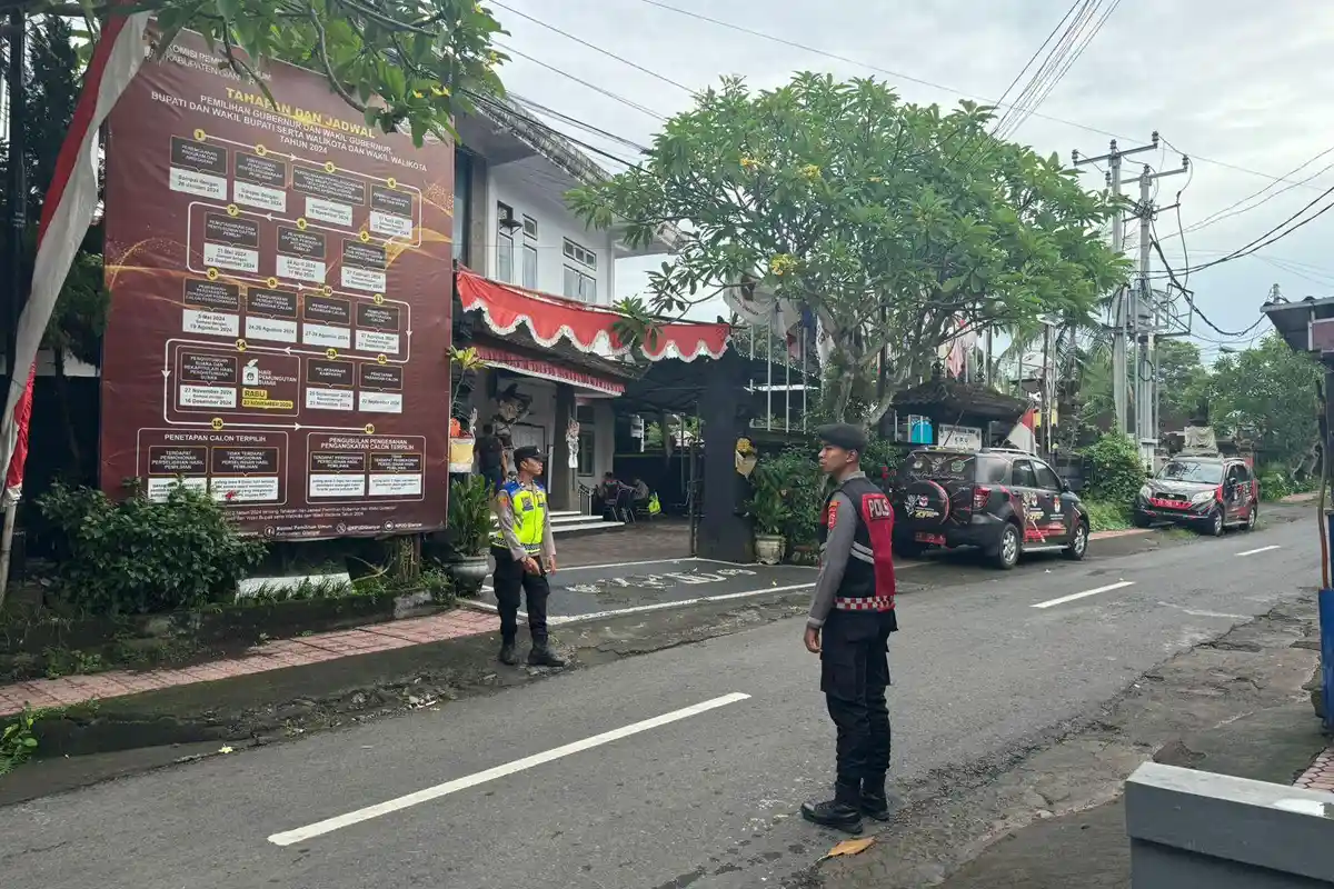 Pilkada 2024 Selesai, Polres Gianyar Tetap Jaga Kantor  KPU Gianyar 24 Jam