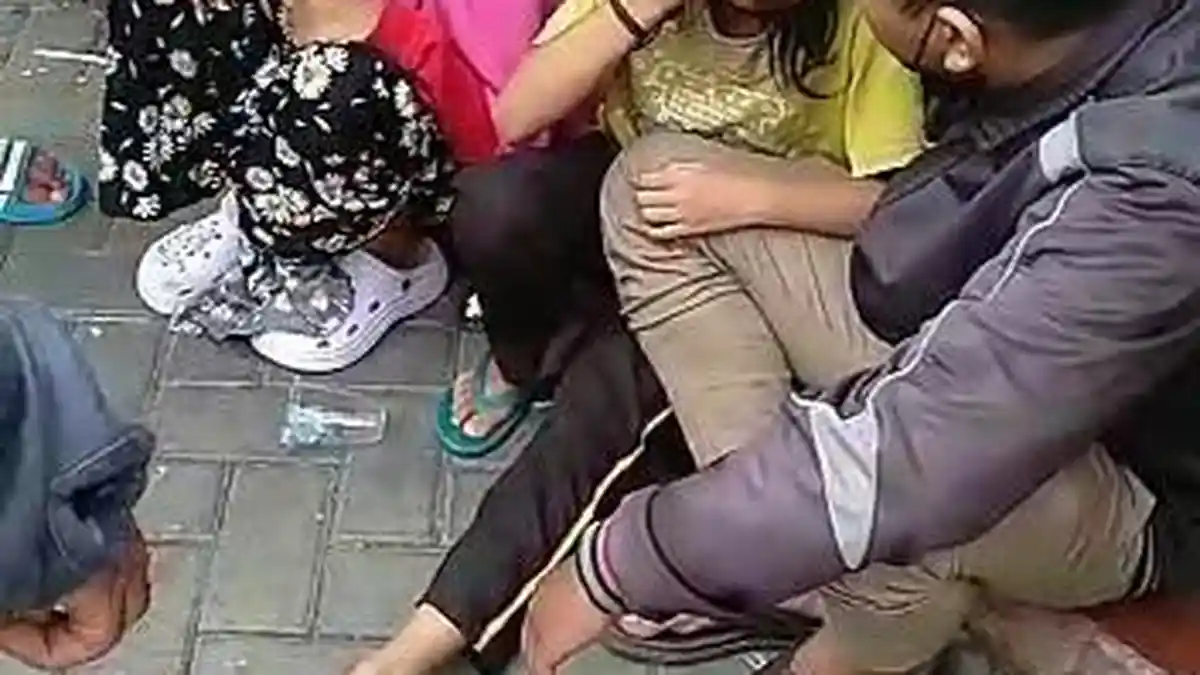 Tangis 3 Bocah dari Gresik ini Sempat Diculik 2 Pelaku, Ponsel Dirampas, 'Dibuang' di Kuburan
