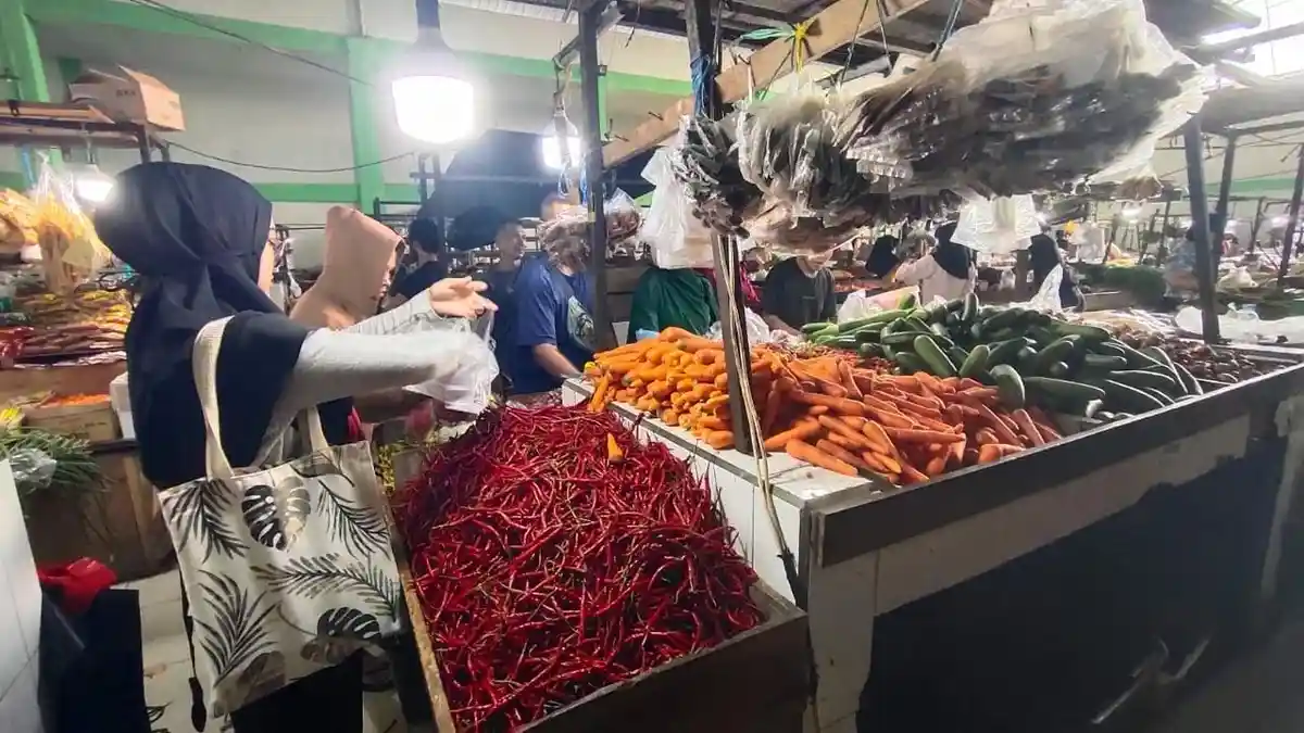 Harga Kebutuhan Berangsur Turun, Cabai Kecil di Manggar Rp70 ribu per Kilogram