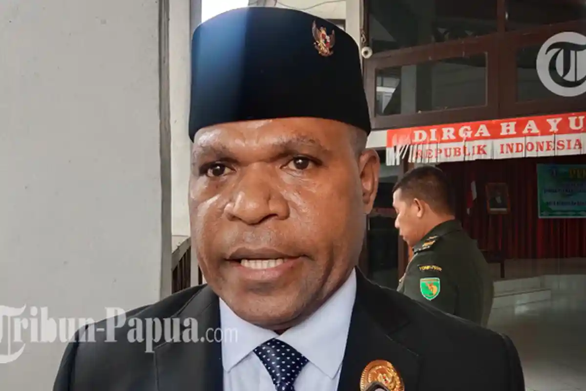 Setop Palang Memalang, Kata Klemens Hamo ke Honorer: Jika Ada Kesempatan Kita Terobos!