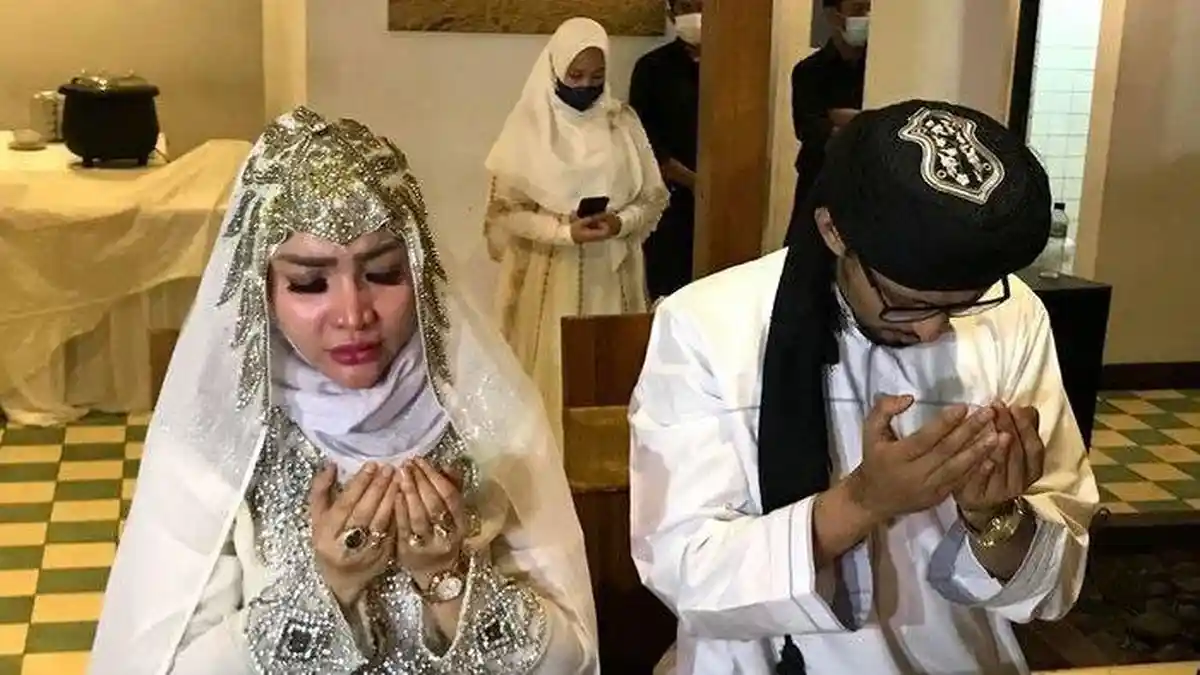 Roro Fitria Melahirkan Normal, Sempat Sakit Langsung Hilang Saat Dengar Tangisan Bayinya
