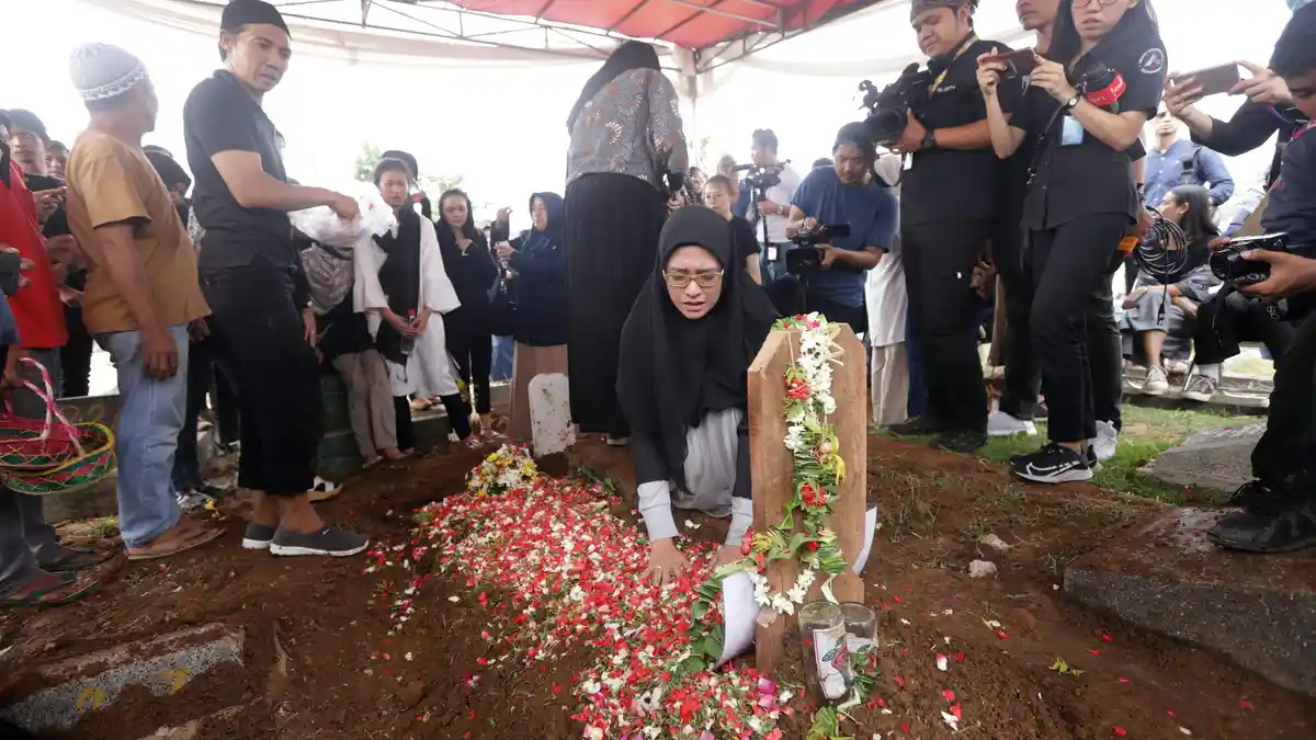 Kenangan Terakhir Istri Cecep Reza dengan Suami: Kamu Sudah Bersatu dengan Mama dan Papa