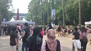 Penonton-BlackPink-di-GBK-Senayan.jpg
