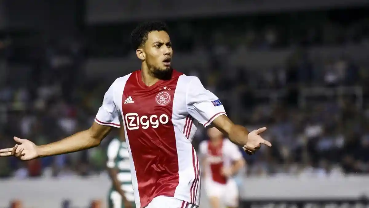 Profil Jairo Riedewald, Pemain Keturunan Manado yang akan ...