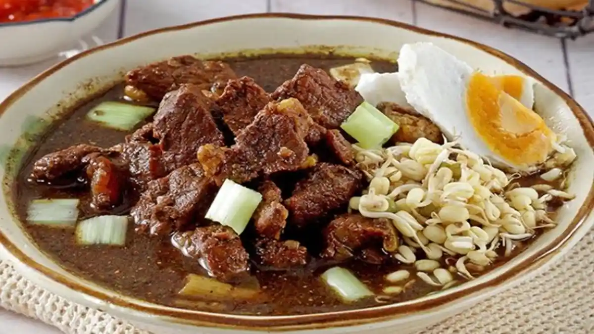 Resep Rawon Daging, Inspirasi Menu Idul Adha yang Tak Pernah Terlewatkan