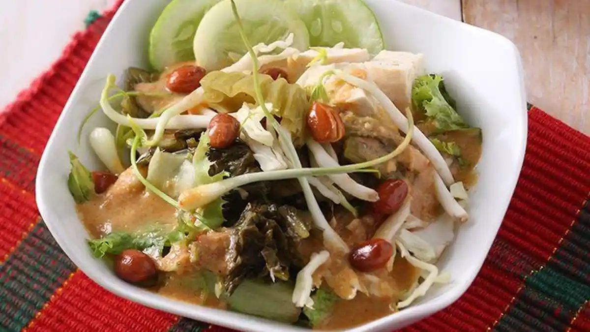 Cara Mudah Membuat Asinan Sayur, Makanan Khas Bogor, Jawa Barat, Kuncinya Disirami Kuah