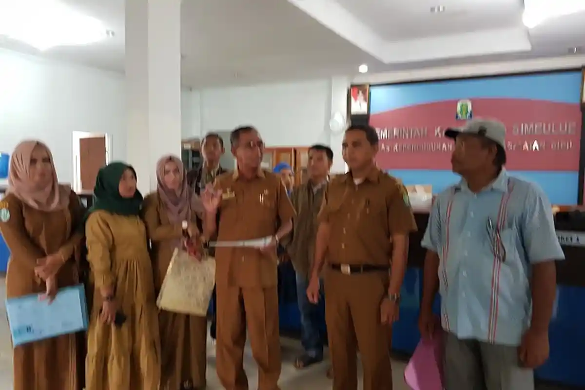 Disdukcapil Simeulue  'Diserbu' Warga, Ini yang Diurus
