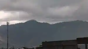 Kondisi-cuaca-di-Kabupaten-Aceh-Tengah-hari-ini-Senin-1152025-sore-diguyur-hujan.jpg