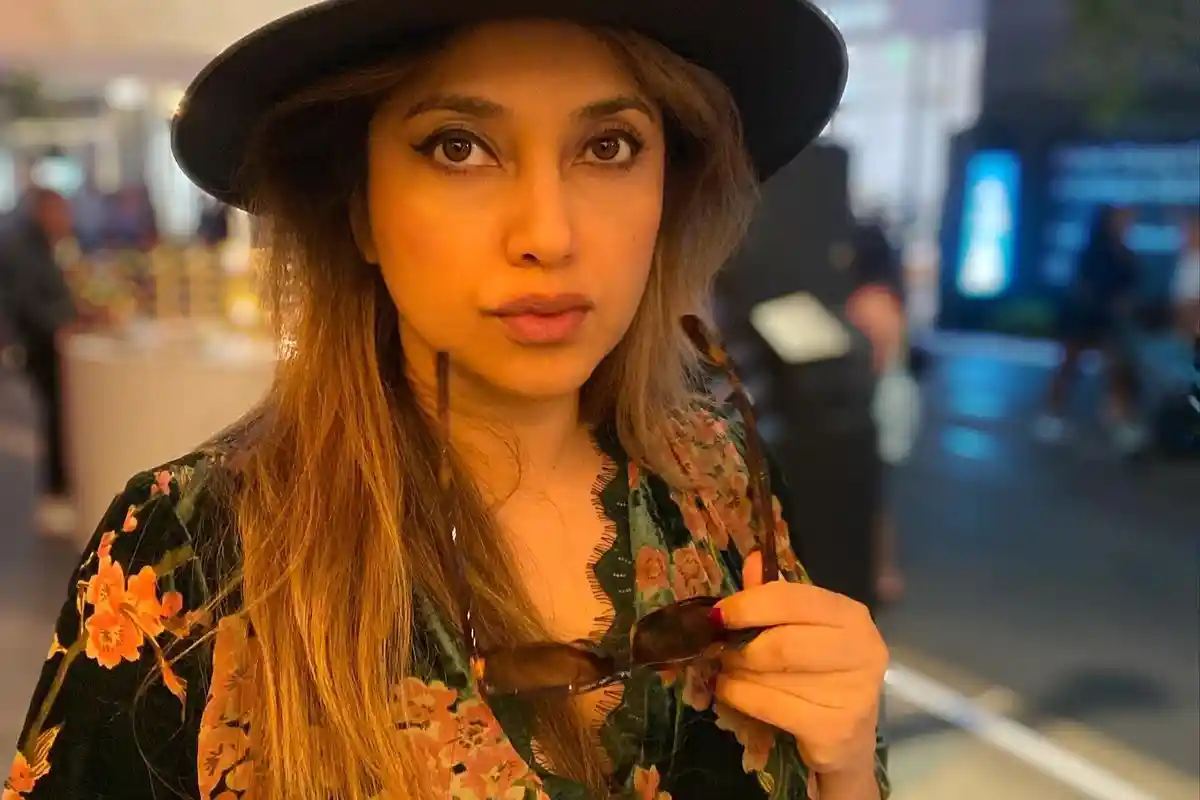 Rumahnya Hanya Berjarak 8 Km dari Lokasi Kebakaran di Los Angeles, Sarah Azhari: Cuma Bisa Berdoa