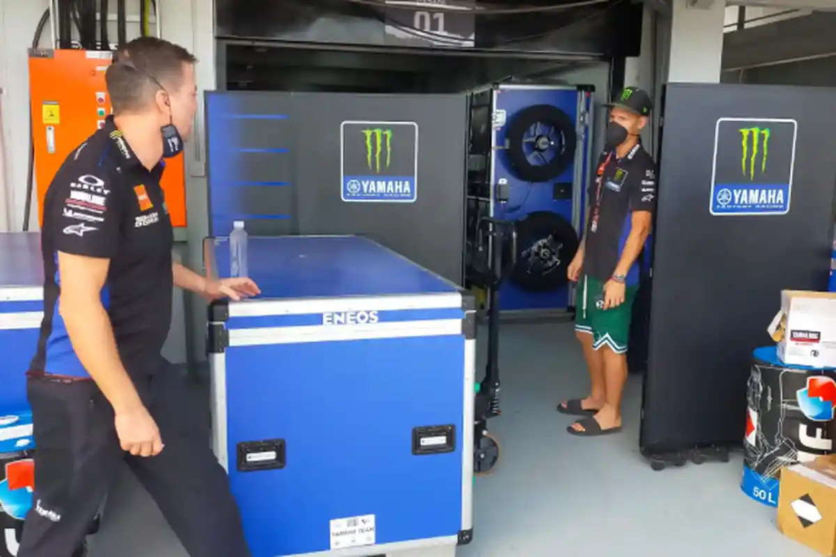 Mengintip Kesibukan Pembalap MotoGP Sebelum Race, Pemanasan Sejak Subuh hingga Jalani Briefing