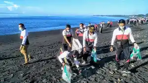Kegiatan-Puputan-Sampah-Plastik-yang-sebelumnya-sering-digelar-setiap-Hari-Jumat.jpg