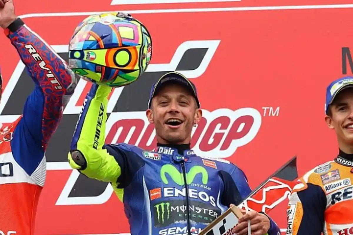Valentino Rossi Kembali Beri Peringatan Keras kepada Yamaha
