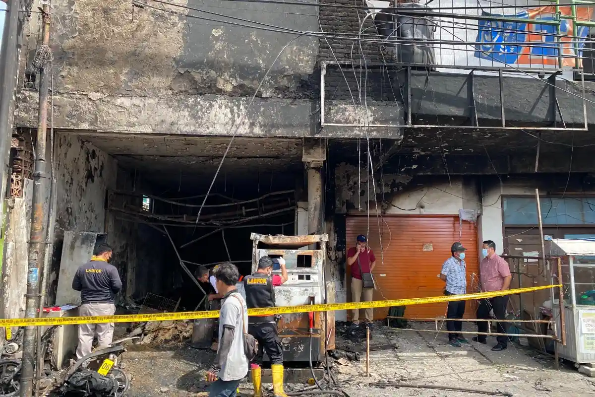 Suasana Mencekam saat Pom Bensin Mini di Sidoarjo Terbakar, Terdengar Ledakan, Ibu dan Balita Tewas