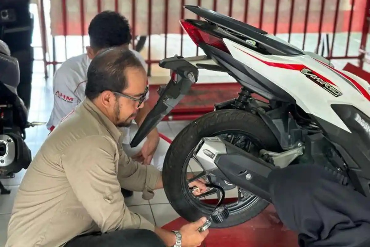 Astra Motor Kaltim 1 Berikan Refreshment kurikulum Teknik dan Bisnis Sepeda Motor