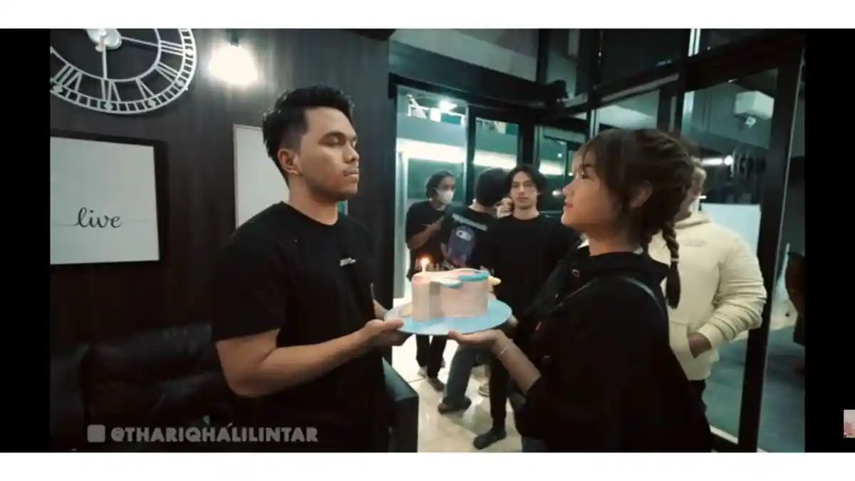 Fuji Beri Kejutan Thariq Halilintar, Aurel Hermansyah dan Atta Halilintar yang Heboh