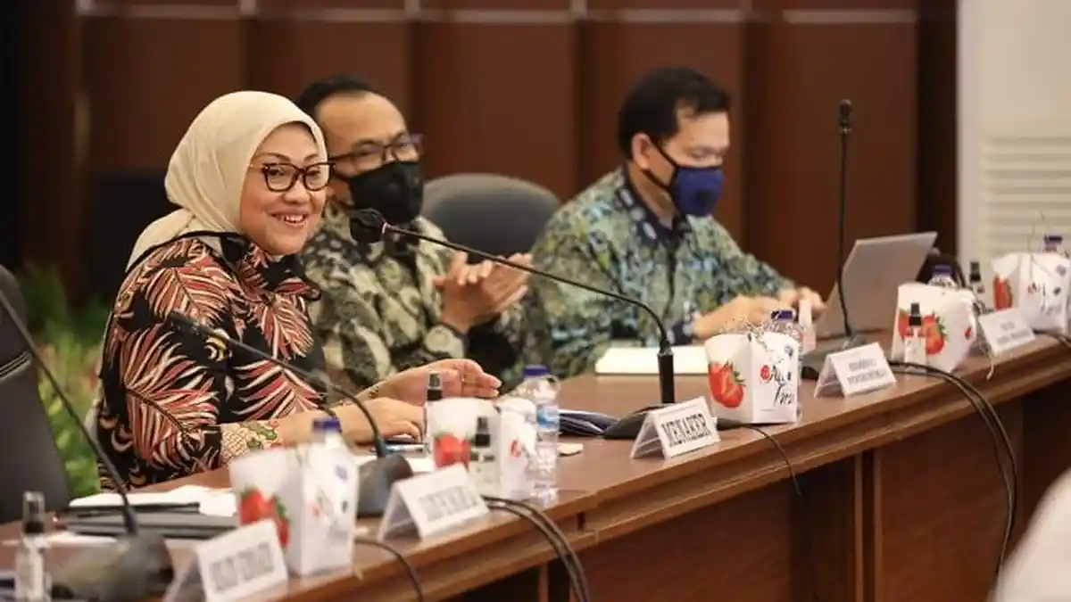 RUU Omnibus Law Cipta Kerja Rampung Dibahas Tim Tripartit dan Siap Dibawa ke DPR