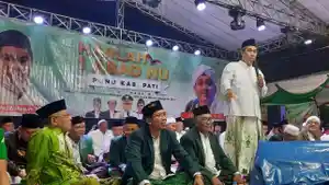 peringatan-1-abad-NU-di-Alun-Alun-Pati-Rabu.jpg