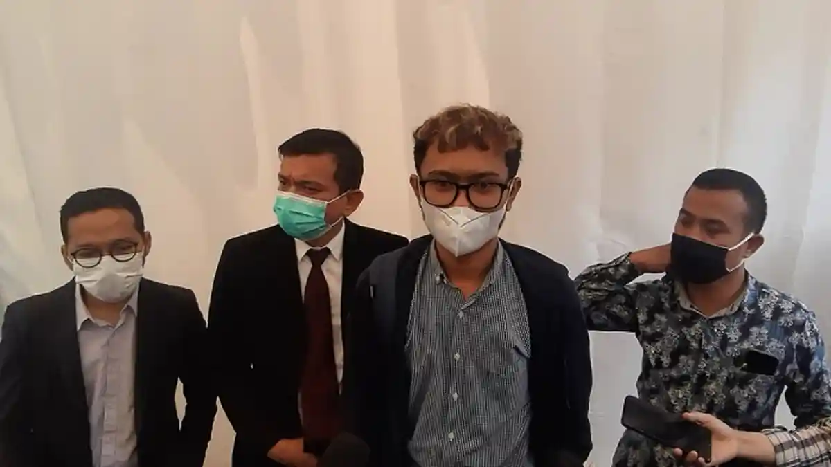 Tidak Bermaksud Menyinggung, Ridwan Remin Anggap Betrand Peto Layak Diroasting