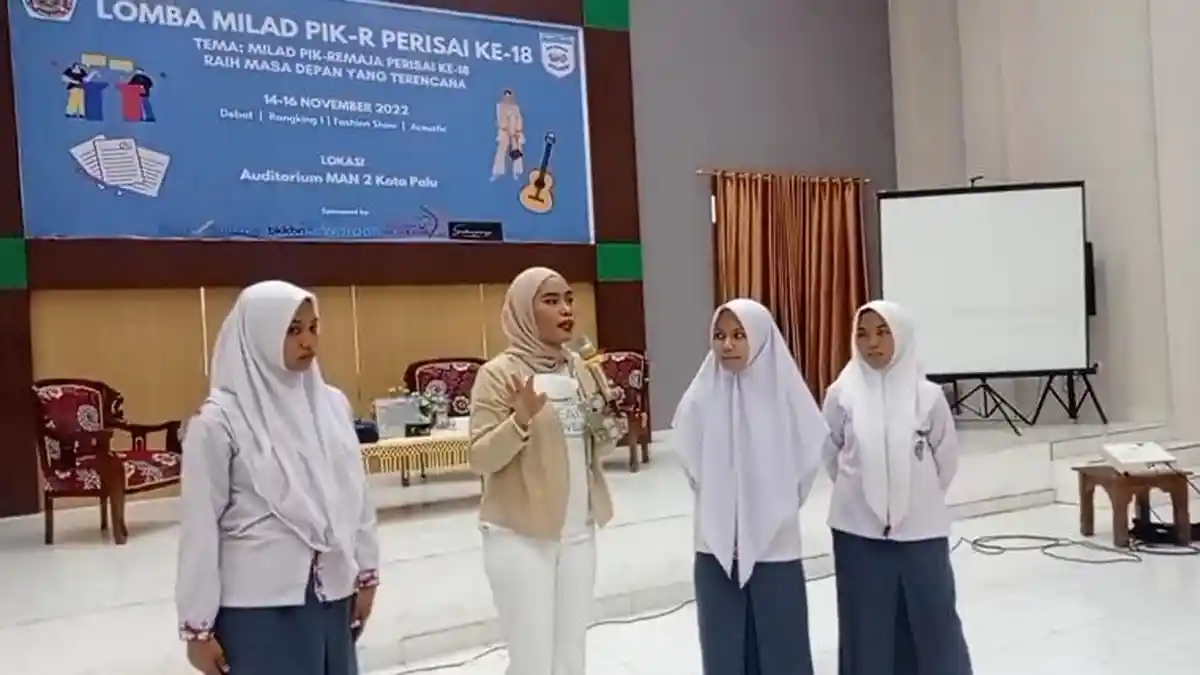 Wardah Sambangi MAN 2 Palu Dalam Rangka Beauty Moves Youth