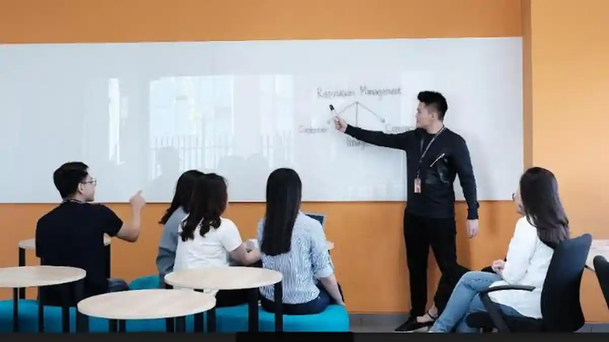 Universitas Binus Malang Luncurkan Enrichment Program : Kuliah 2,5 Tahun Siap Berkarier