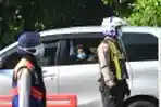 Check Point PSBB Hari Terakhir di Jalan Waru Surabaya