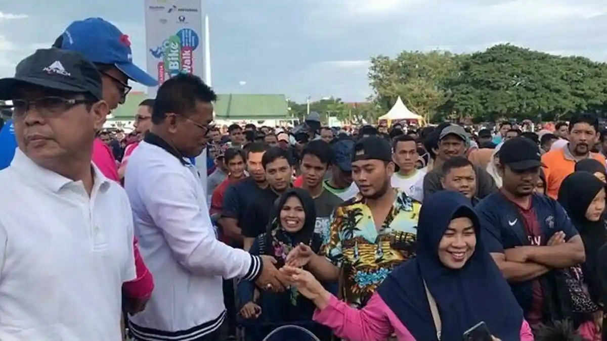 Wali Kota Banda Aceh dan Kadispora Aceh Lepas Peserta Fun Bike dan Fun Walk Pertamina