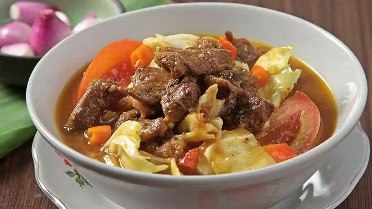 Agar Kualitasnya Tidak Turun, Berikut Tips Menghangatkan Makanan Bersantan Seperti Gulai & Tongseng