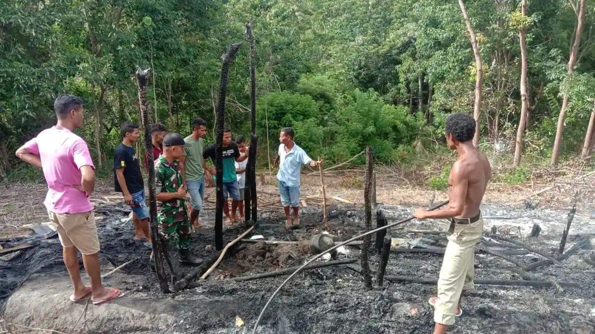 Dua Bocah Kakak Beradik Tewas Terbakar, Polsek Aimere Lakukan Olah TKP