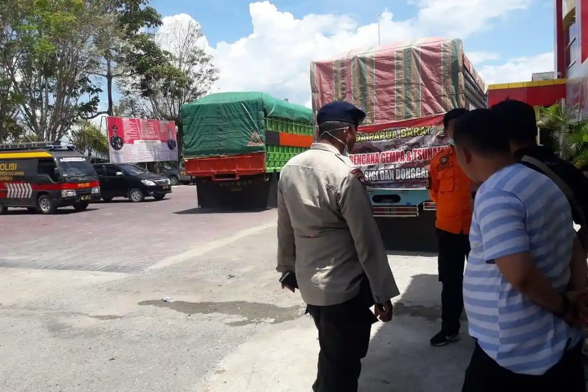 Indomaret Salurkan Bantuan ke Donggala Melalui Posko Kemanusiaan Polda Sulbar