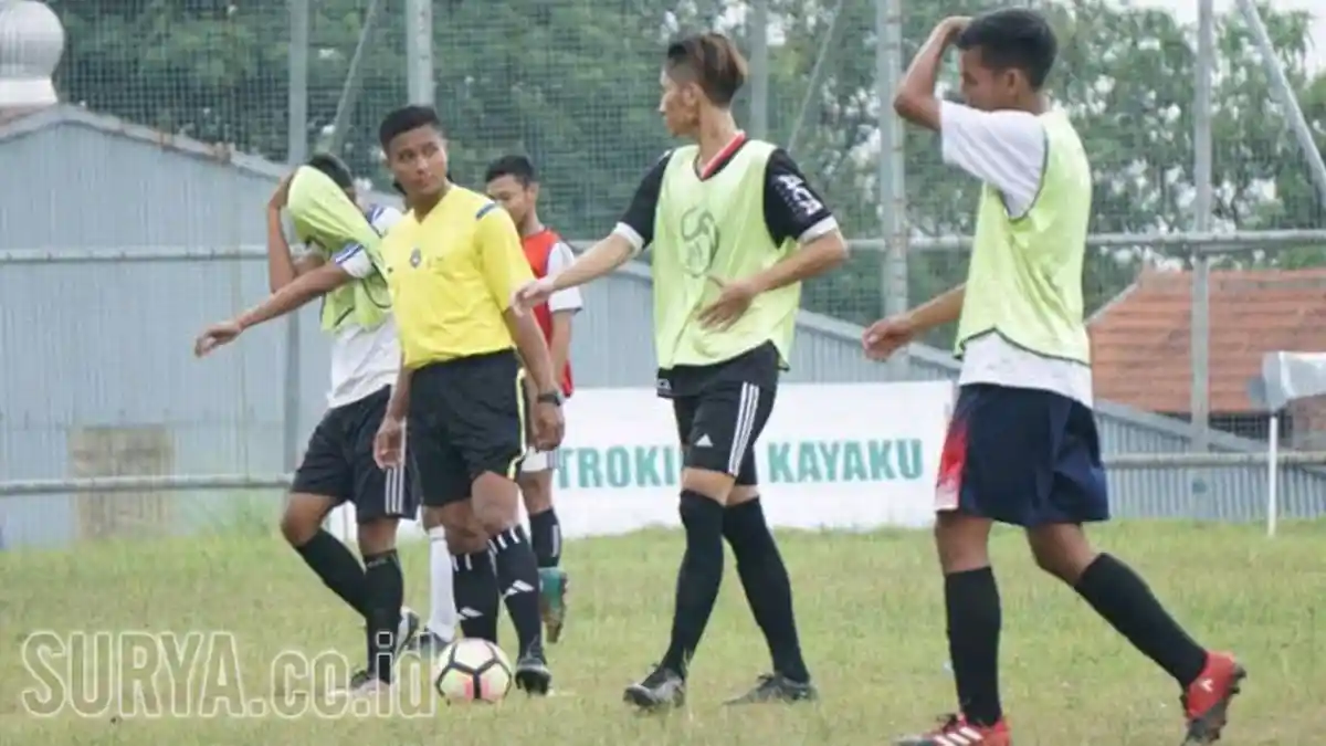 Peserta Seleksi Internal Tak Sesuai Harapan, Persegres Undang Pemain Liga 2 Ikut Seleksi