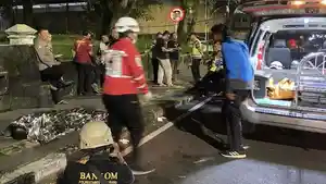 20260417-pemotor-tewas-di-jalan-sriwijaya-semarang.jpg
