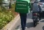 Tembus Kemacetan, Pengiriman Grabfood Gunakan GrabWheels