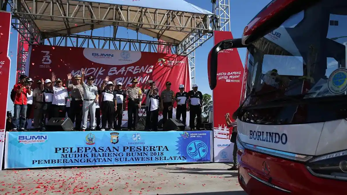 Pj Gubernur dan Kapolda Sulsel Lepas Pemudik Jasa Raharja di PIPO