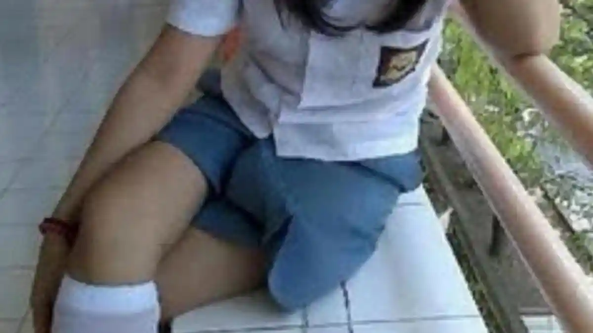 Diajak ke Pinggir Sungai Dekat Kampus, Siswi SMA ini Dipaksa Lepaskan Baju & Rok, Kronologi