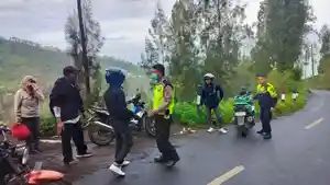 pengamanan-Yadnya-Kasada-2025-di-Kawasan-Gunung-Bromo.jpg