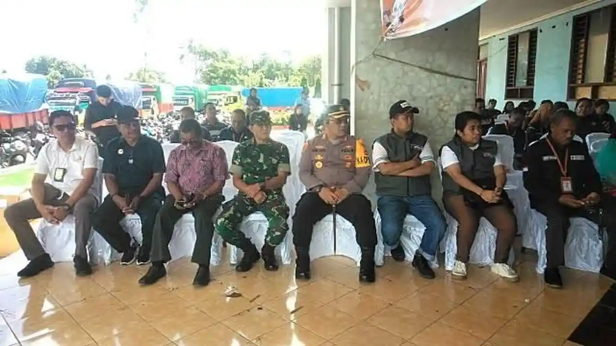 Lepas Tim Distribusi Logistik ke 11 Kecamatan, Begini Kata Kapolres Timor Tengah Selatan 