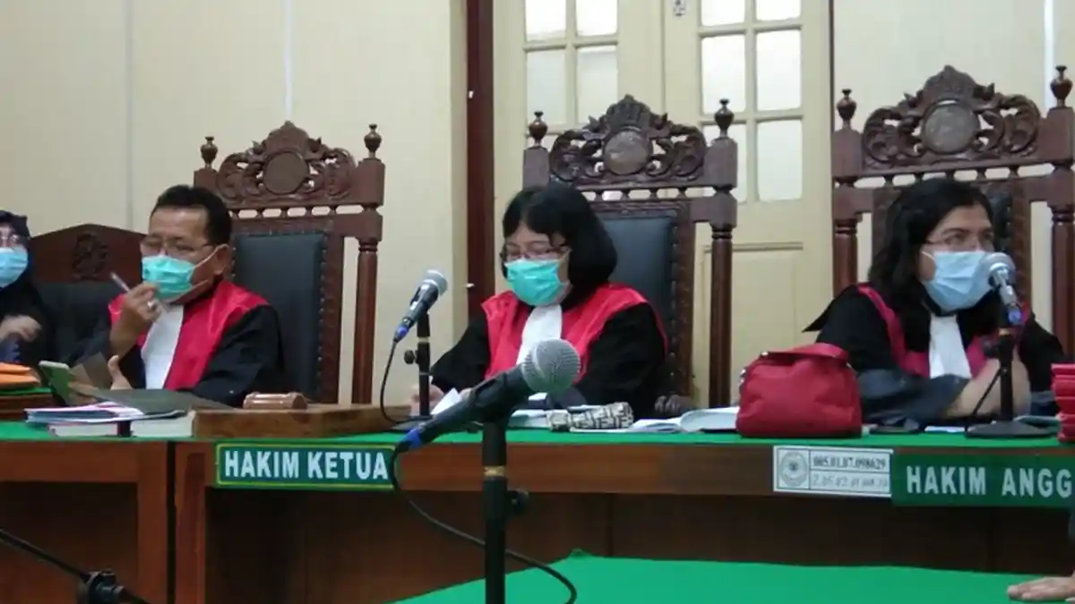 Terbukti Tampar dan Siram Wajah Pacar dengan Bir di Kafe, Dodi Dipenjara Delapan Bulan