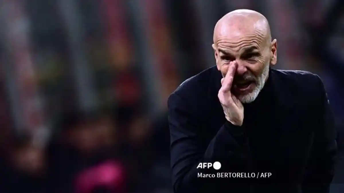 Stefano Pioli dalam Bayang-bayang Antonio Conte, Karir Kepelatihan Bersama AC Milan di Ujung Tanduk
