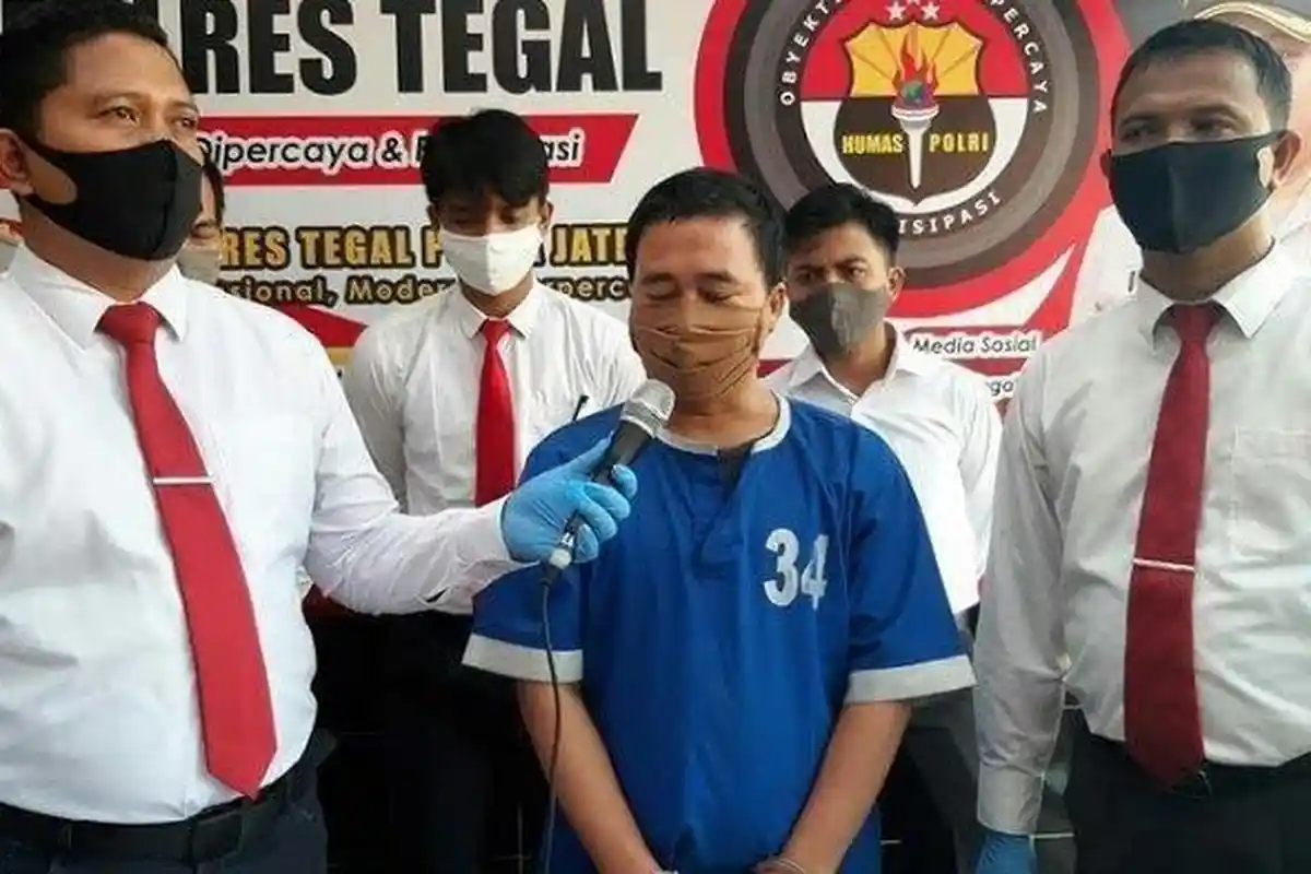 Curiga Ada Suara Rintihan & Lihat Dimandikan, Sang Anak Terkejut Lihat Ibu Dicabuli Dukun Gadungan