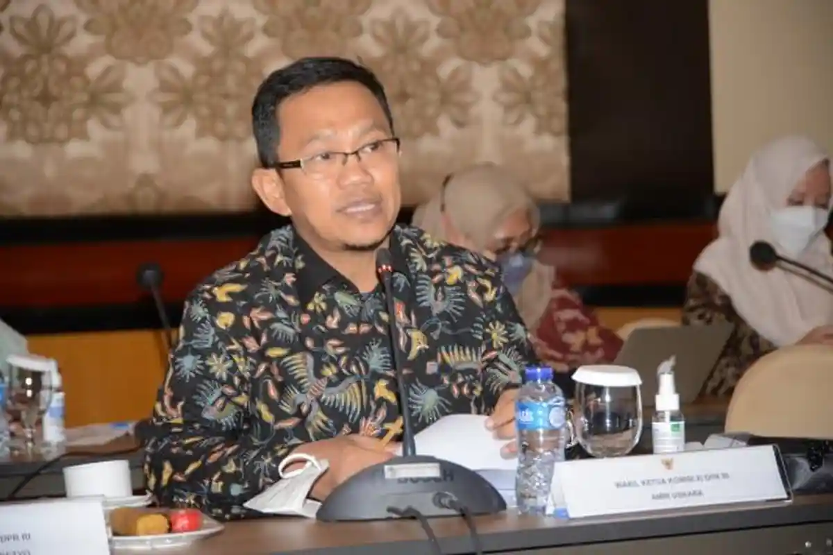 Komisi XI DPR RI Serap Aspirasi terkait RUU HKPD di Jawa Timur