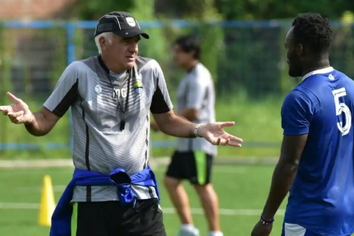 Mario Gomez Ancam Mundur jika Permintaannya Tak Dipenuhi oleh Persib Bandung