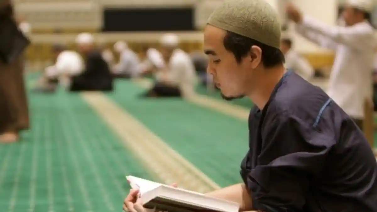 Keutamaan Mengamalkan Surah Al-Fatihah Berdasarkan Hadits Nabi Muhammad SAW