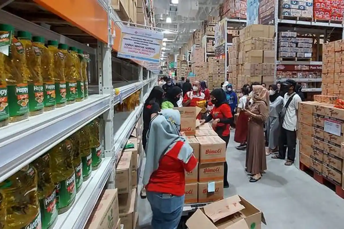 Warga Diminta Tak Panik soal Minyak Goreng, Pemerintah Pastikan Pasokan Aman Terkendali