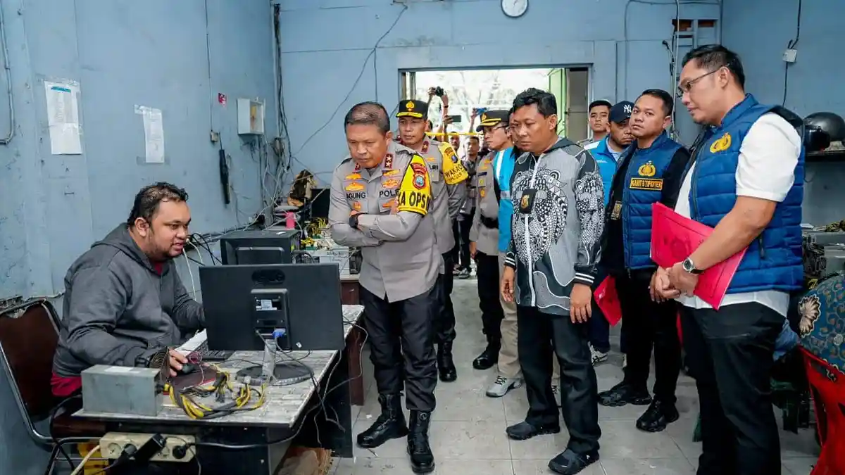Polda Sumut Bongkar Tempat Tambang Bitcoin Mencuri Arus Listrik yang Merugikan Negara Rp14,4 Miliar