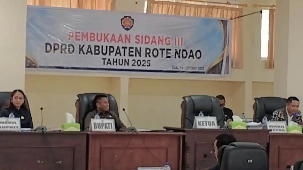 Pemkab Rote Ndao Ajukan Ranperda Perubahan APBD 2025, Pendapatan Daerah Turun Rp 53,72 Miliar