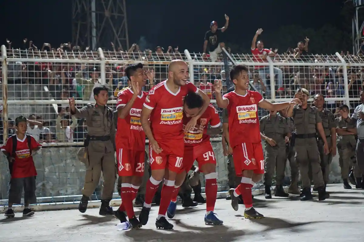 Badak Lampung Tumpul di Lini Depan, Ini Kata Milan Petrovic: Bandingkan dengan Bali United